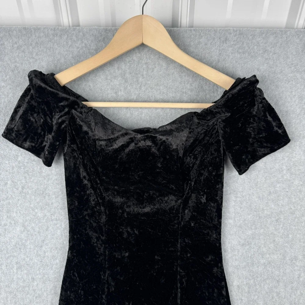 VTG All That Jazz Dress Womens Small Black Crushed Velvet Off Shoulder 90s LBD
